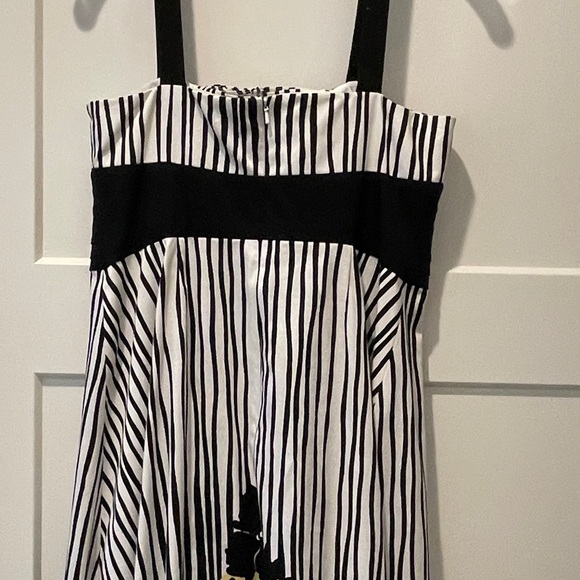 Women’s Dress and Sweater -Size 10 Dress and Size S shrug sweater - Picture 4 of 8